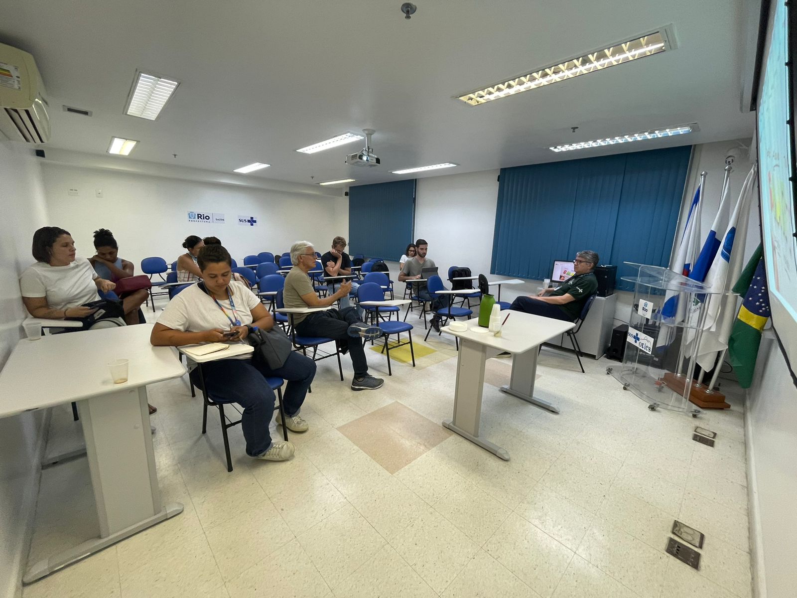 Aula Residentes 1º Ano do PRFMC – GT de Produção Científica