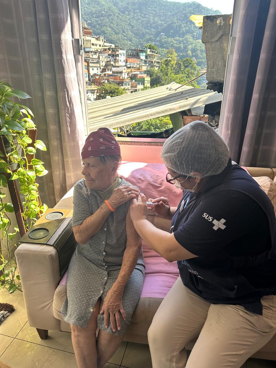 Vacinação de Acamados e Restritos ao Lar – CMS DR. Albert Sabin