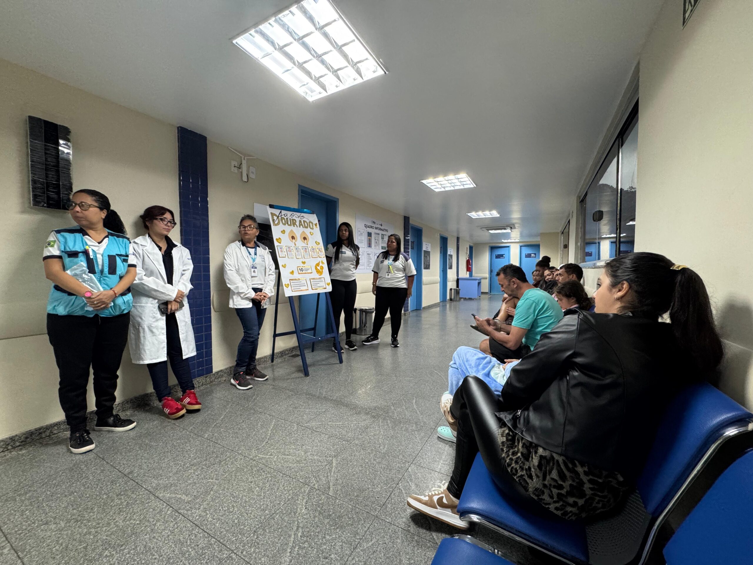 Sala de Espera – Agosto Dourado – CMS Dr. Albert Sabin