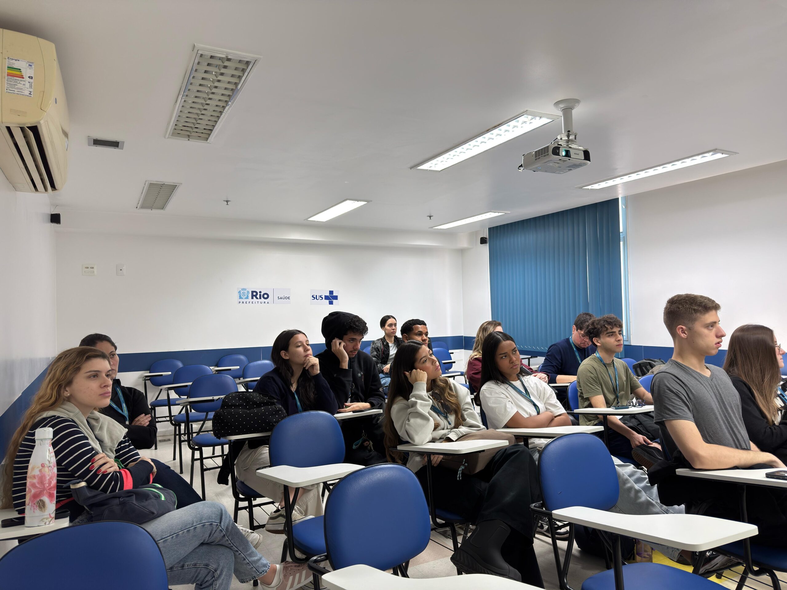 Introdutório em Atenção Primária à Saúde (APS) com Acadêmicos de Medicina do 2º Período da Universidade Veiga de Almeida (UVA)