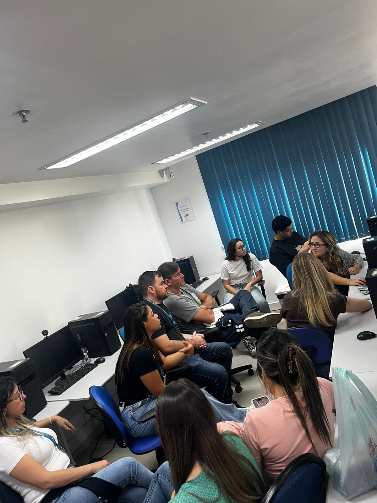 Discussão de Casos Clínicos com Acadêmicos de Medicina da Universidade Veiga de Almeida (UVA) – CF Rinaldo De Lamare