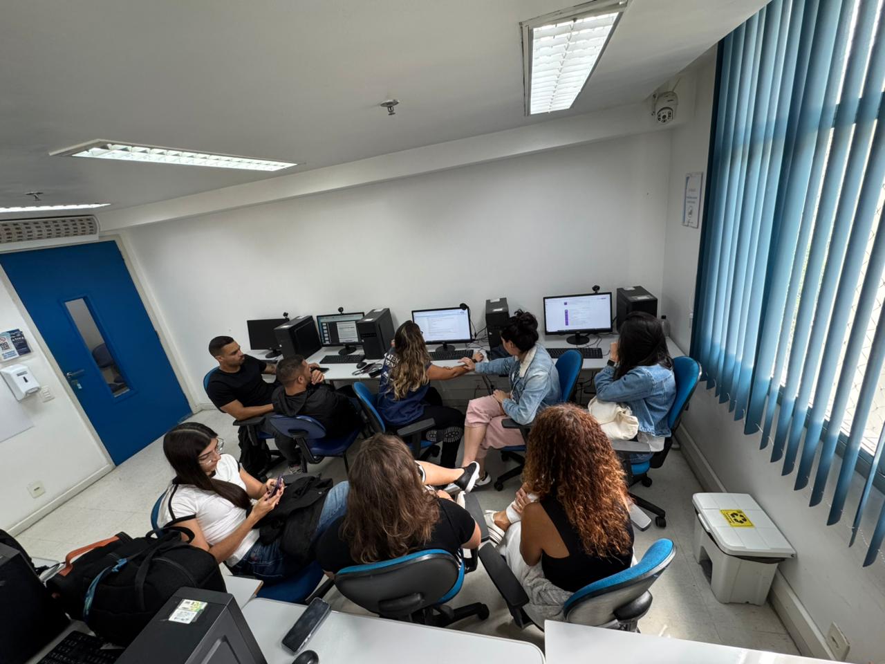 Acadêmicos da Universidade Veiga de Almeida (UVA) participam de instrução sobre o Guia Rápido de Diabetes – CF Rinaldo De Lamare