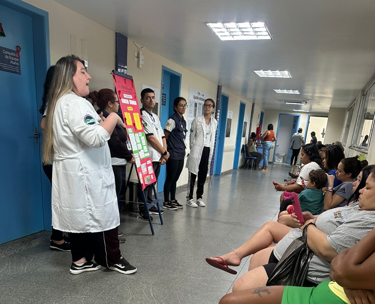 Dezembro Vermelho: Conscientização e Cuidado na Sala de Espera – CMS Dr Albert Sabin