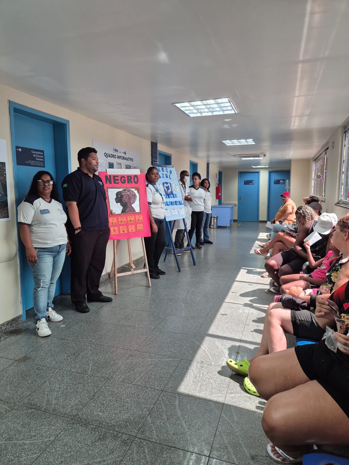 Sala de Espera Março Azul-Marinho – CMS Dr. Albert Sabin