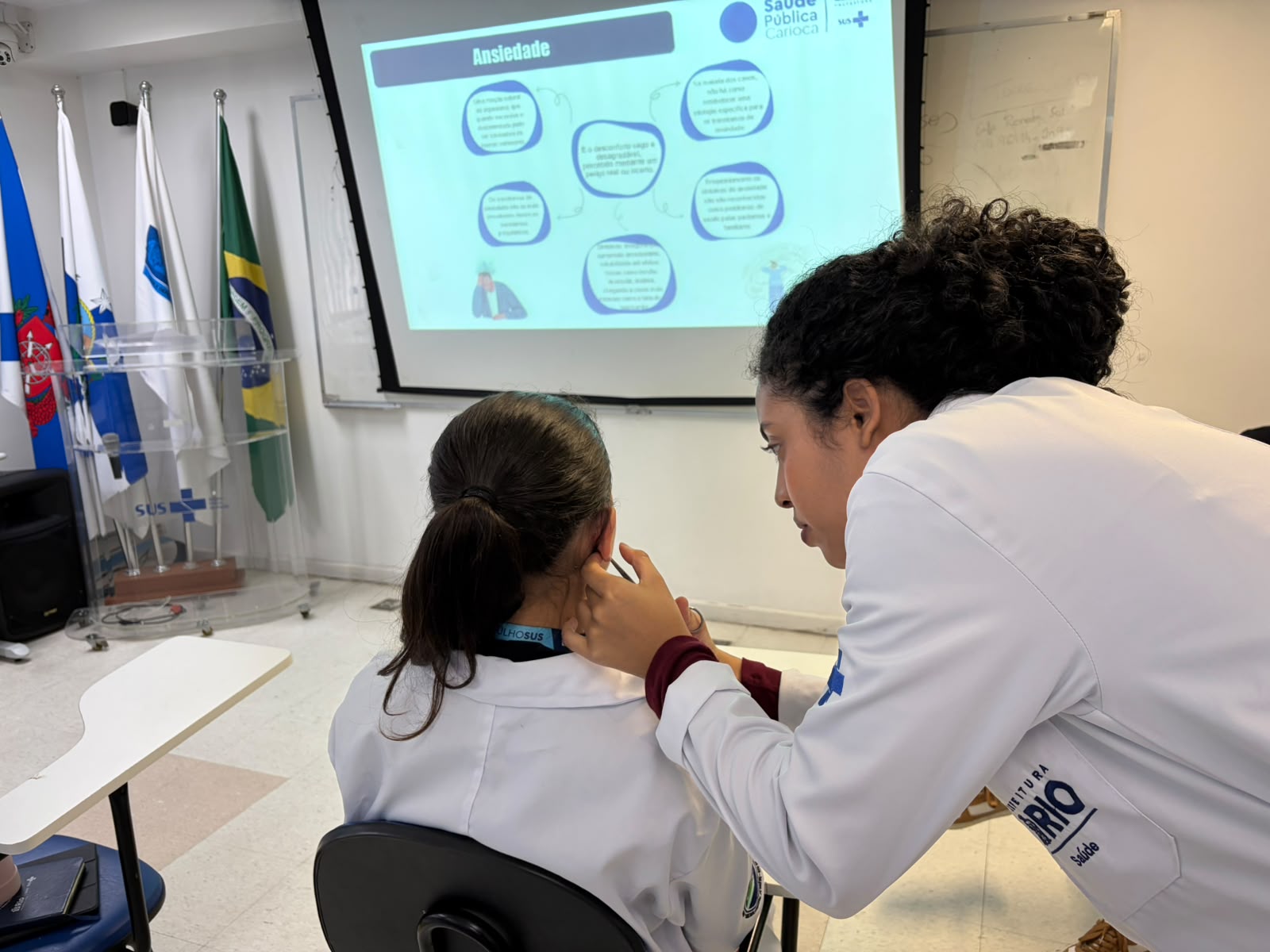 Auriculoterapia como Prática Integrativa na Residência – CF Rinaldo de Lamare